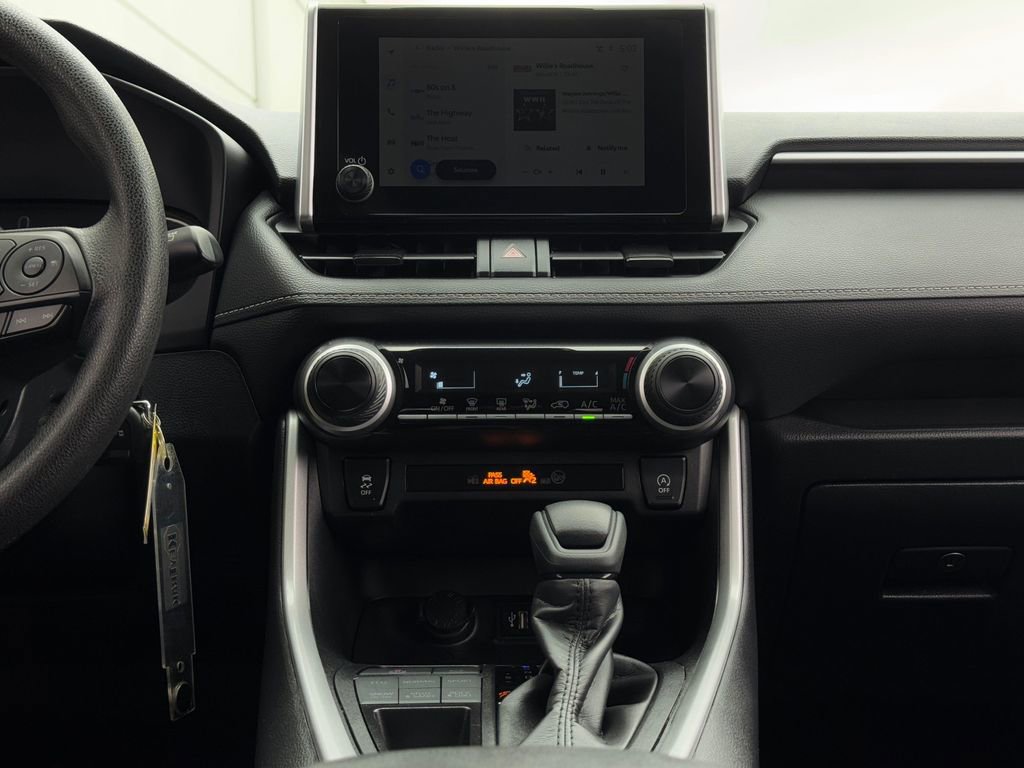 Certified 2025 Toyota RAV4 LE AWD/4WD image 16