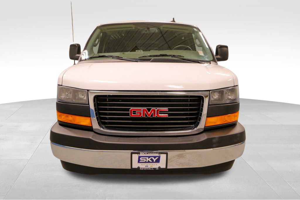 Used 2024 GMC Savana 2500 w/ Driver Convenience Package image 13