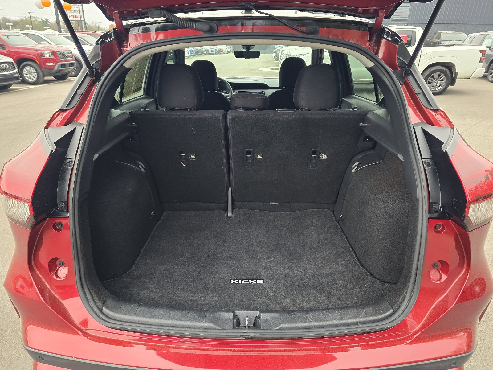 Used 2021 Nissan Kicks SR w/ Interior Electronics Package image 25
