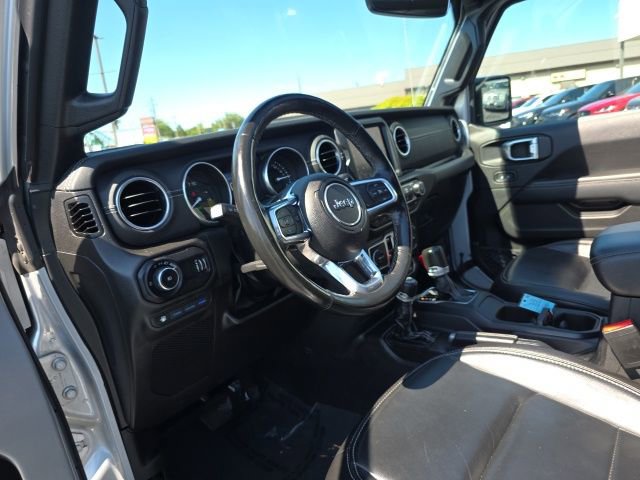 Used 2023 Jeep Wrangler Unlimited Sahara w/ Cold Weather Group image 15