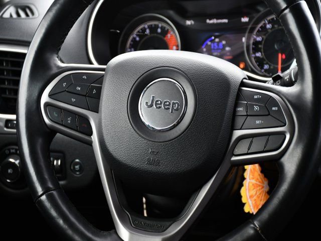 Used 2019 Jeep Cherokee Limited image 19