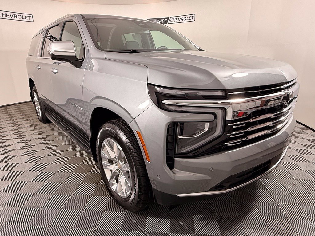 Used 2026 Chevrolet Suburban Premier w/ Sun And Tow Package AWD/4WD image 8