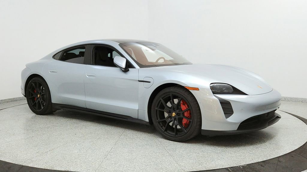 Used 2024 Porsche Taycan GTS image 7
