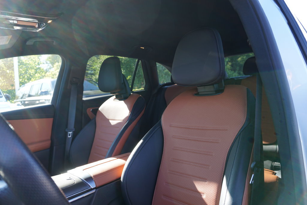 Certified 2025 Mercedes-Benz GLC 300 4MATIC image 12