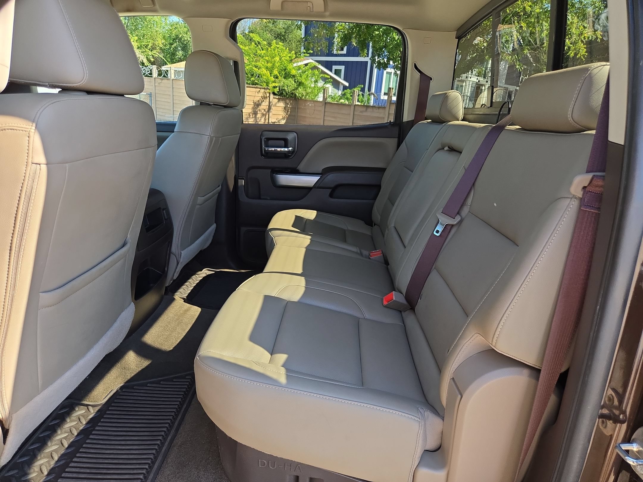 Used 2018 Chevrolet Silverado 2500 LTZ w/ Vortec Plus Package AWD/4WD image 14