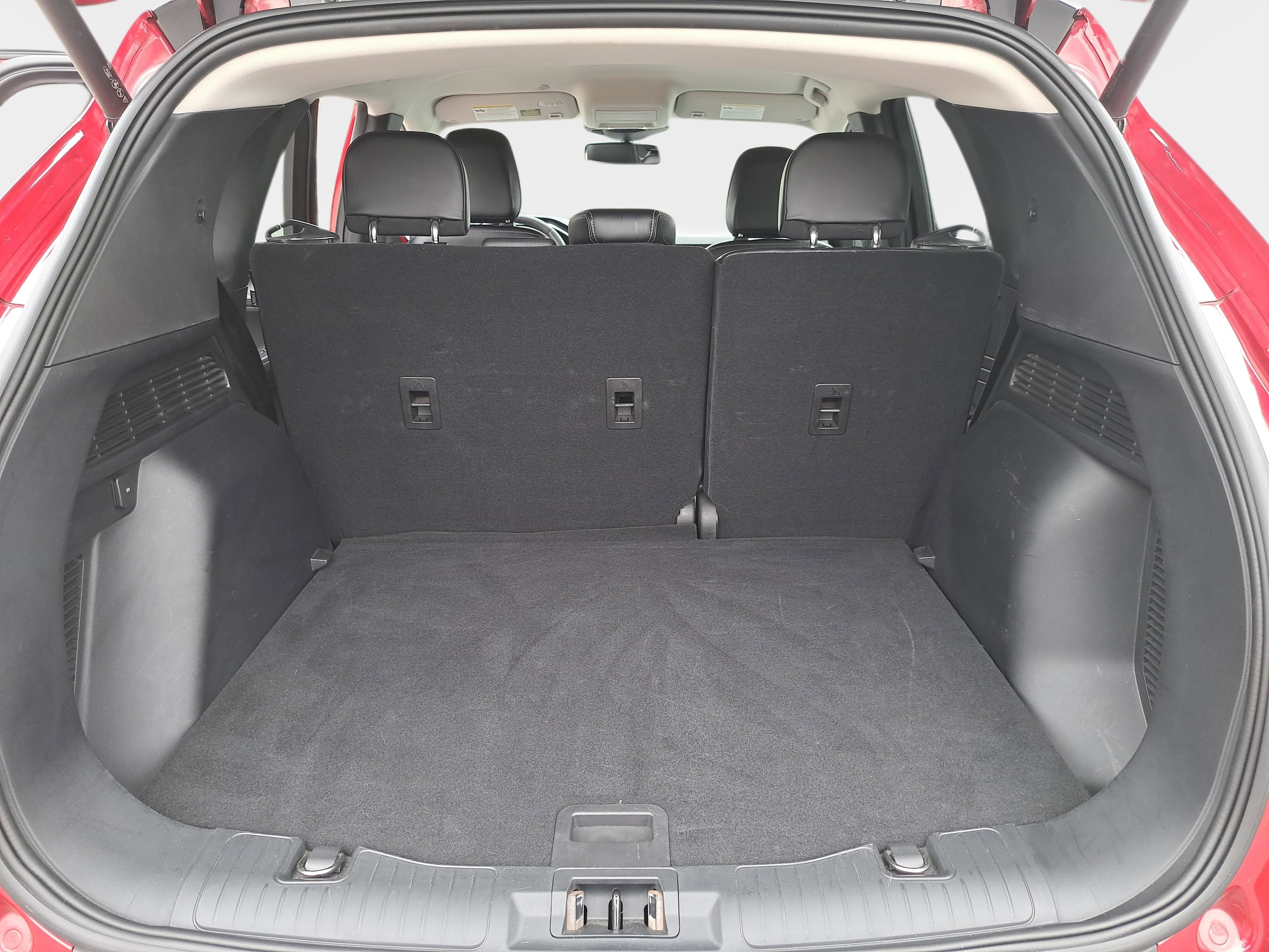 Used 2023 Ford Escape Platinum image 12