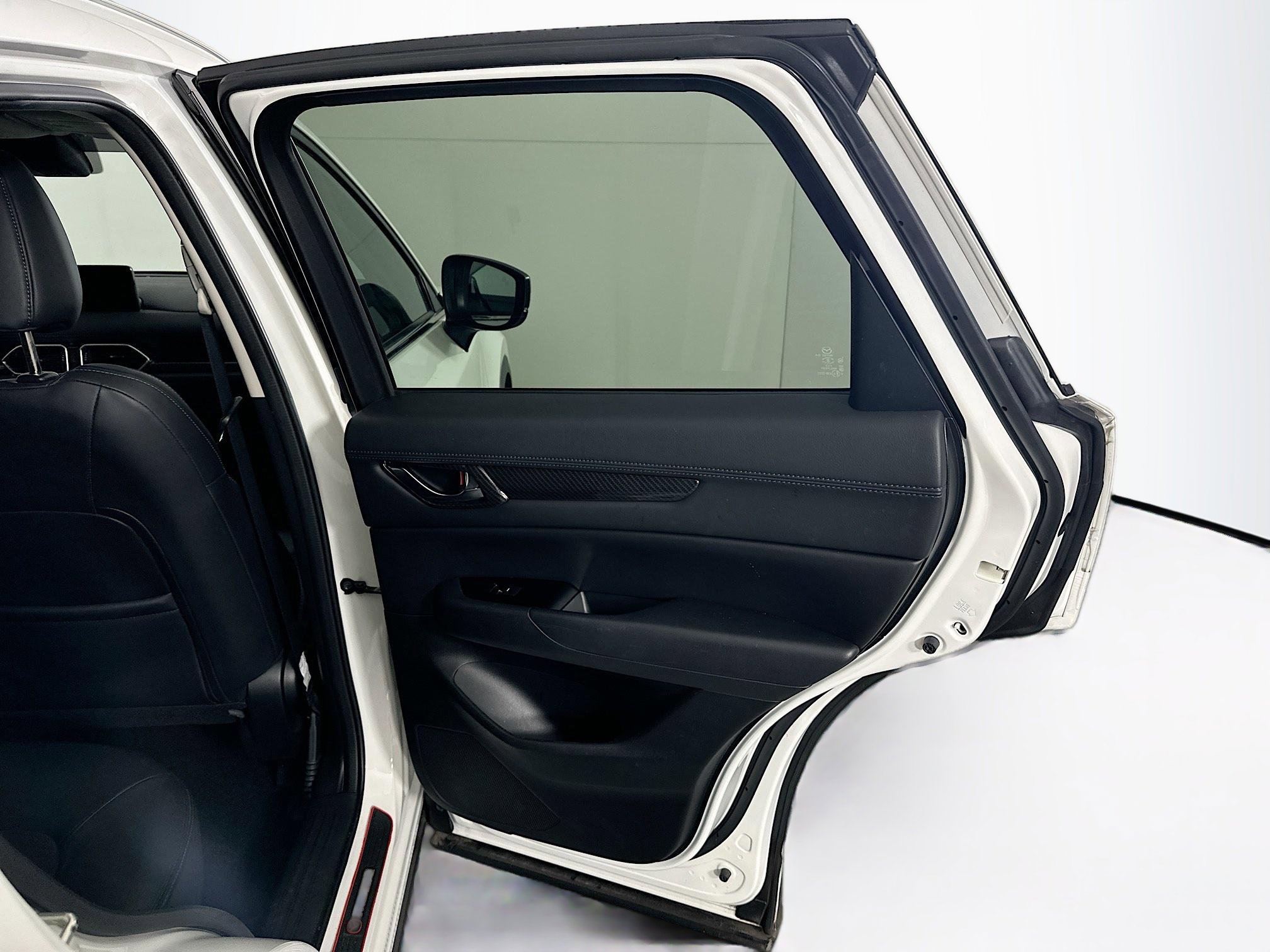 Used 2021 MAZDA CX-5 Touring image 28