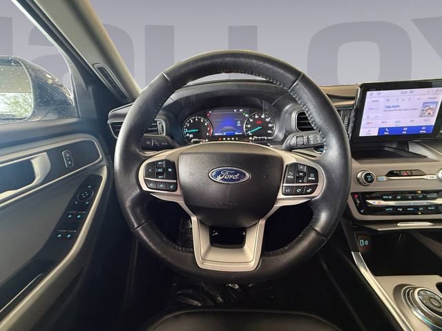 Used 2023 Ford Explorer XLT w/ Equipment Group 202A image 13