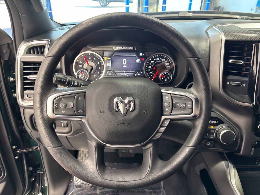 New 2026 RAM 1500 Express AWD/4WD image 12