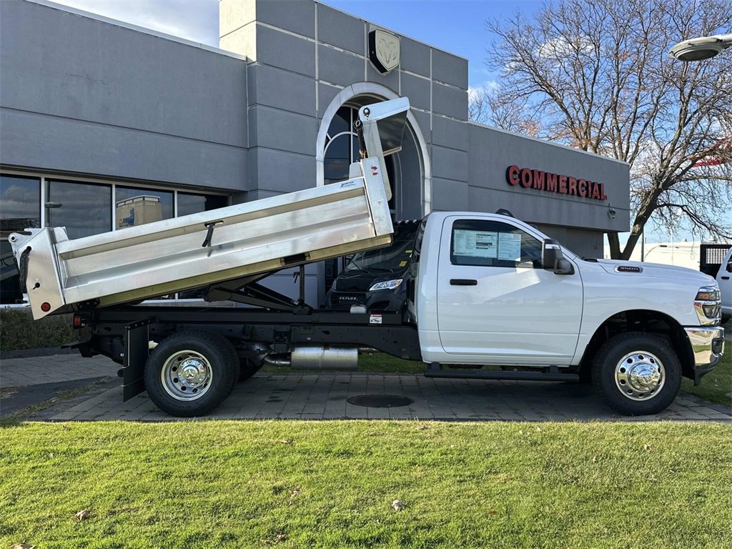 New 2026 RAM 3500 Tradesman w/ Chrome Appearance Group image 2