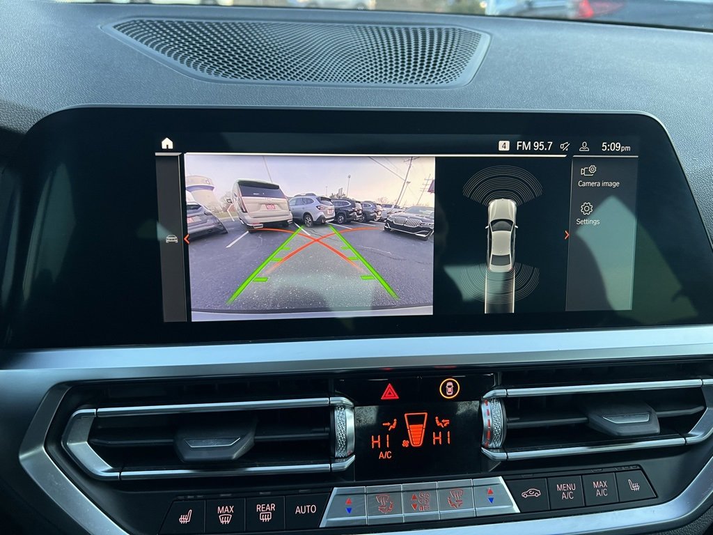 Used 2022 BMW 330i xDrive Sedan w/ Driving Assistance Package image 16