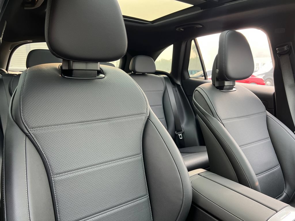 New 2026 Mercedes-Benz GLC 300 4MATIC image 25