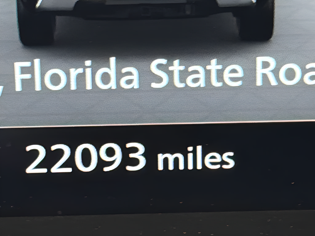 Certified 2024 Nissan Pathfinder Platinum w/ Cargo Package AWD/4WD image 30