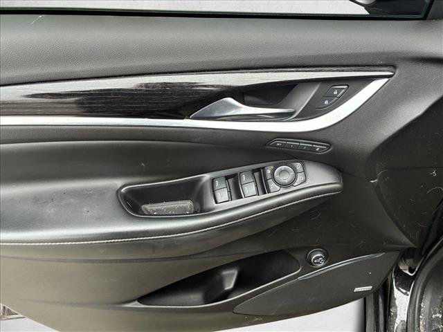 Used 2021 Buick Enclave Avenir w/ Avenir Technology Package image 12