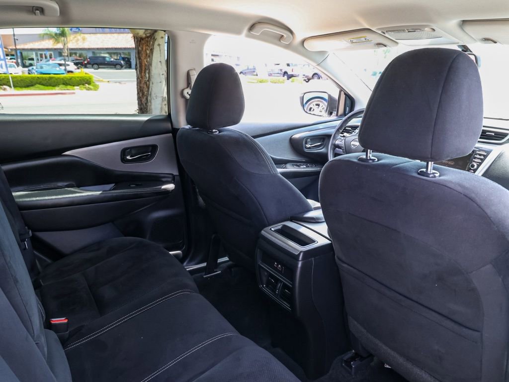 Used 2019 Nissan Murano SV w/ Cargo Package FWD image 17