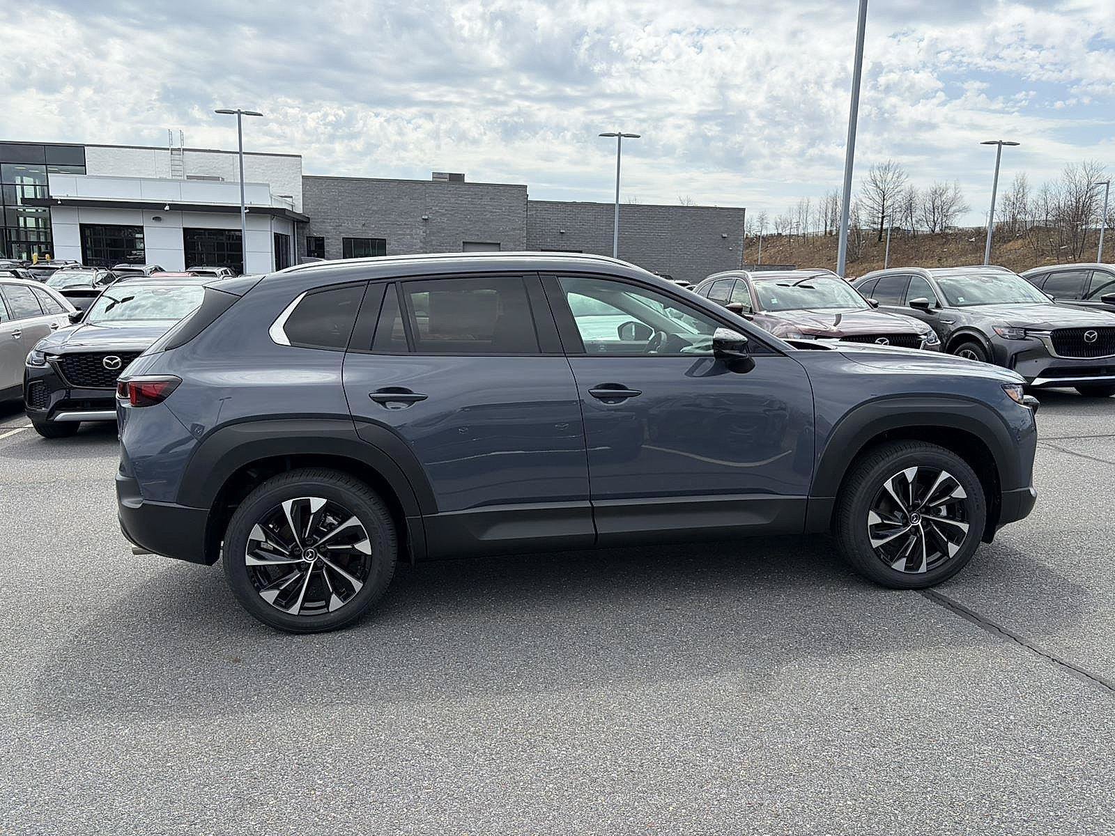New 2026 MAZDA CX-50 2.5 Hybrid w/ Cargo Package AWD/4WD image 2