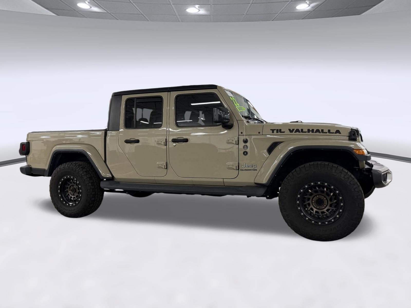 Used 2022 Jeep Gladiator Overland w/ Popular Equipment Package AWD/4WD image 8
