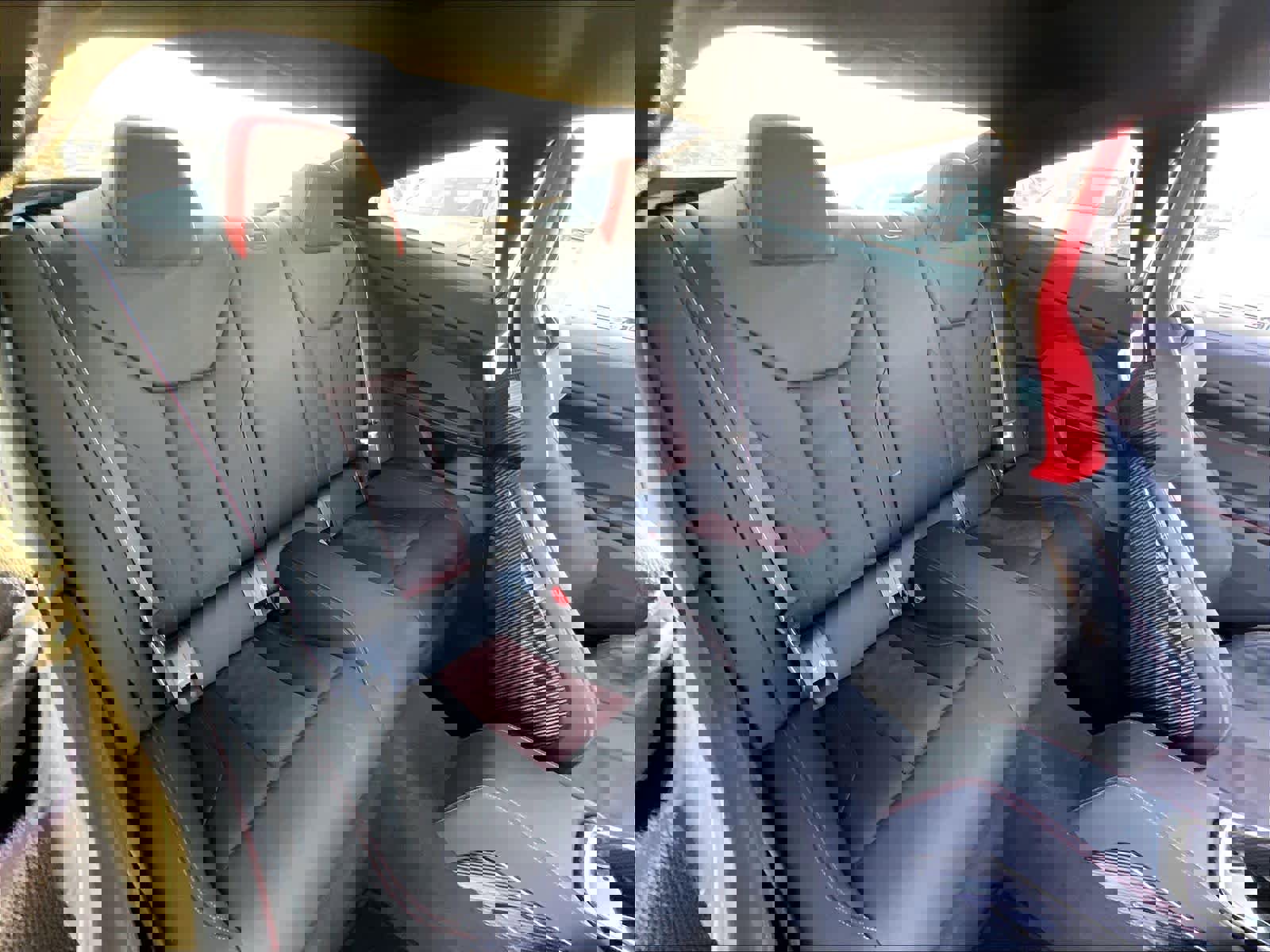 Used 2025 BMW M4 CS image 28