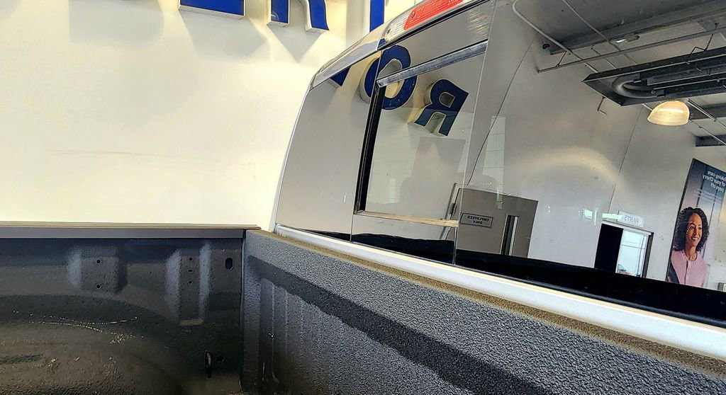 Used 2022 RAM 1500 Laramie image 4