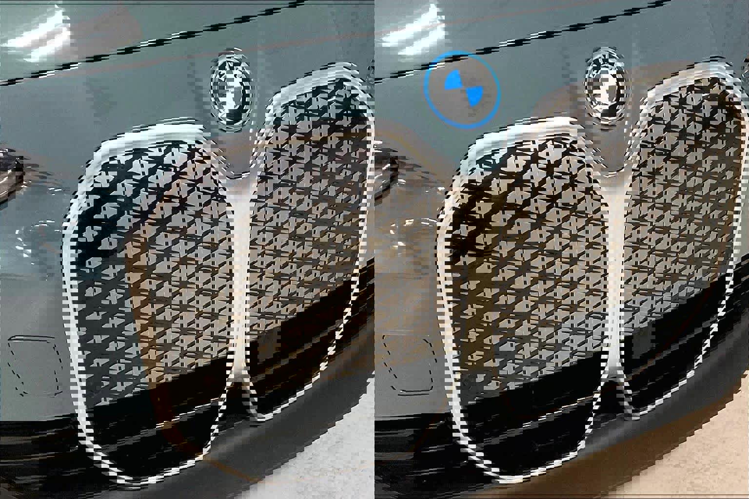 New 2025 BMW i4 eDrive40 w/ Premium Package image 30