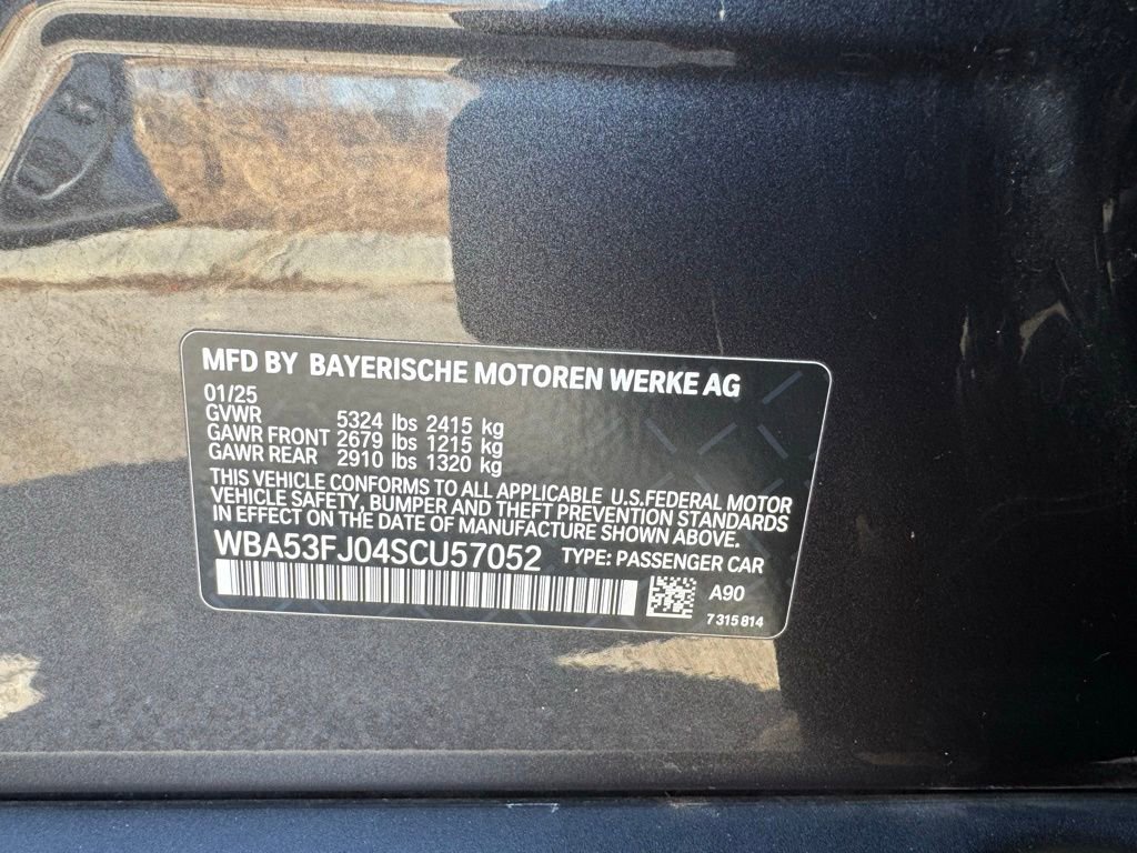Certified 2025 BMW 530i xDrive AWD/4WD image 33