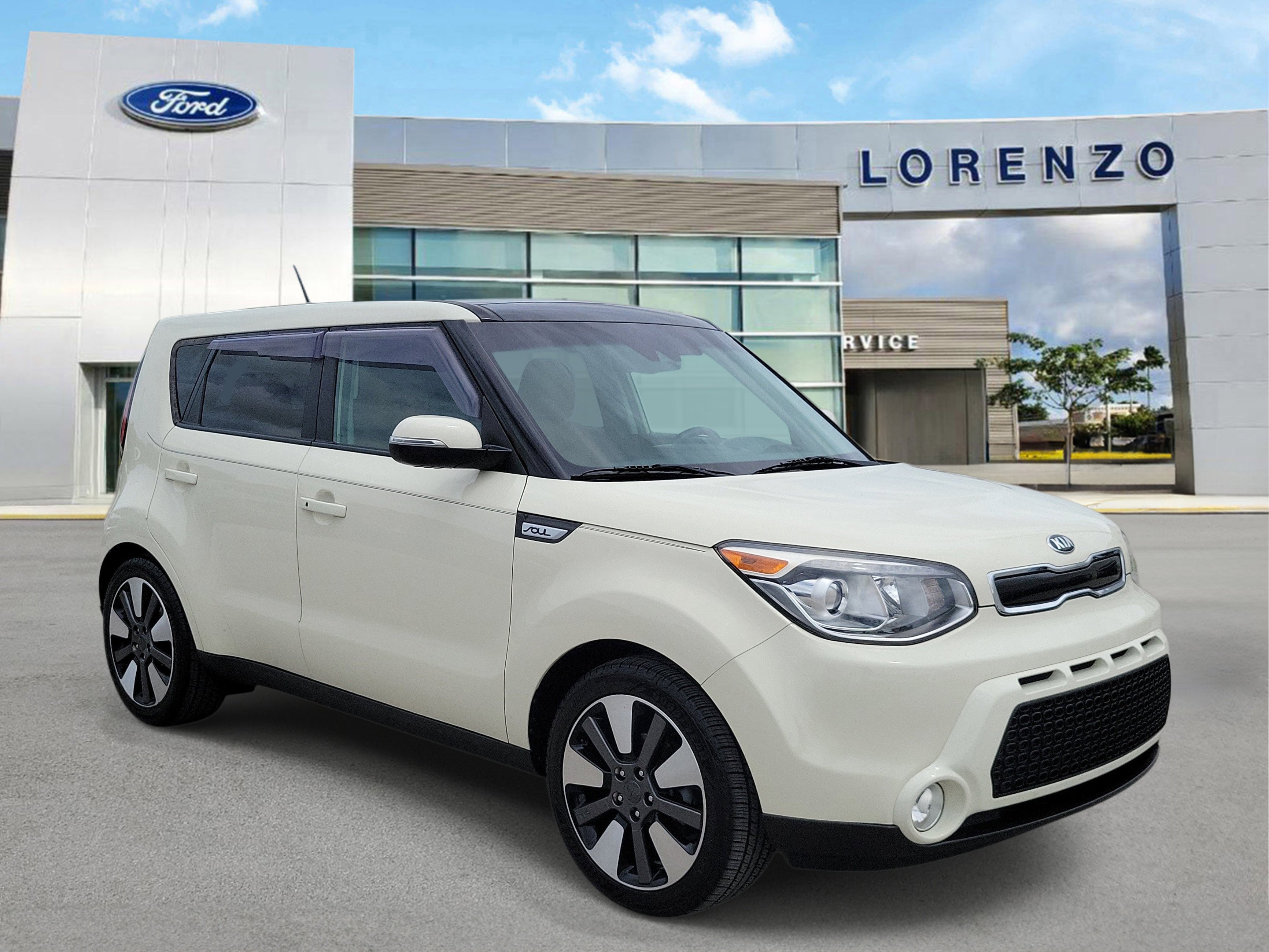 Used 2016 Kia Soul ! w/ Premium Package FWD image 3