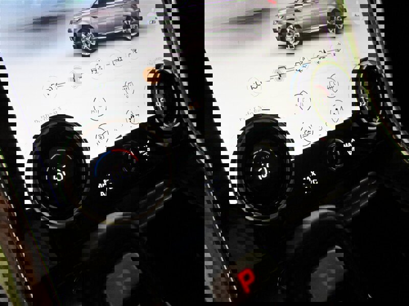 Used 2019 Land Rover Range Rover Sport HSE image 78