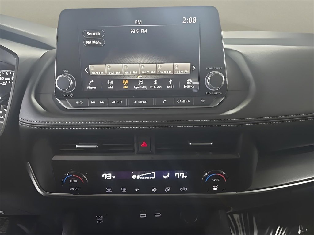 Used 2024 Nissan Rogue SV image 26