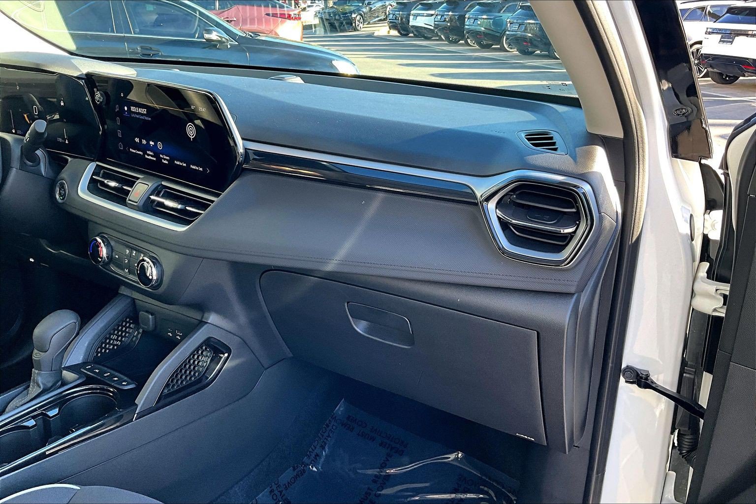Used 2026 Chevrolet TrailBlazer LS w/ LS Convenience Package FWD image 16