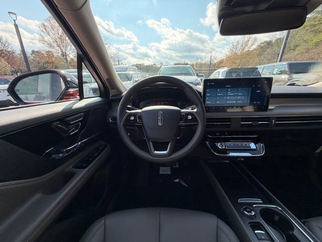 New 2026 Lincoln Corsair Premiere image 9