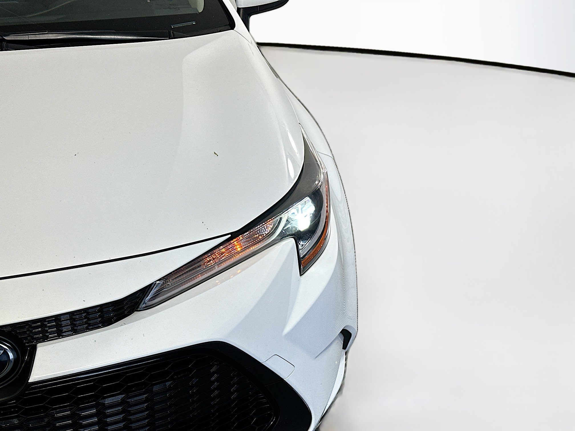Used 2022 Toyota Corolla LE FWD image 9