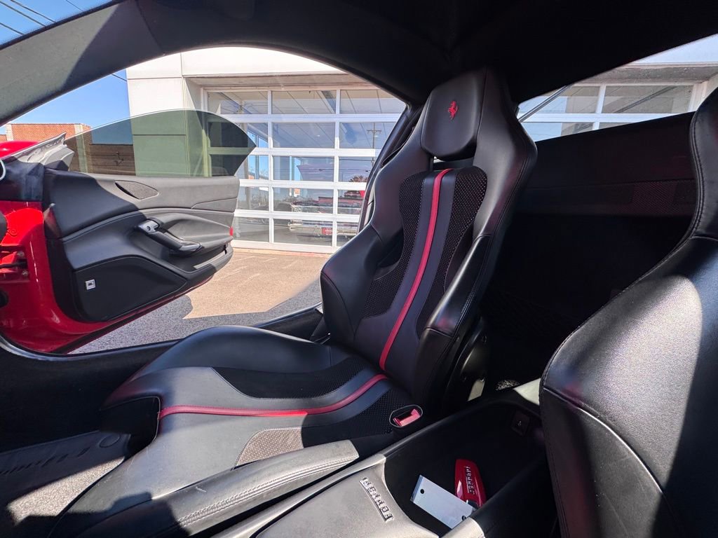 Used 2020 Ferrari F8 Tributo image 22