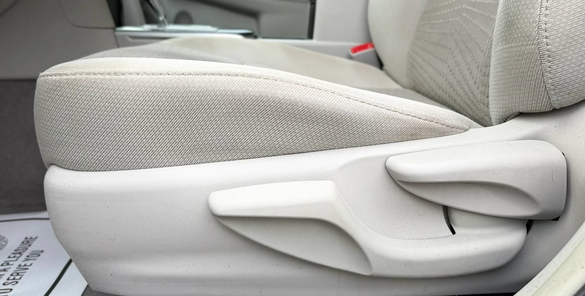 Used 2014 Toyota Camry LE FWD image 24