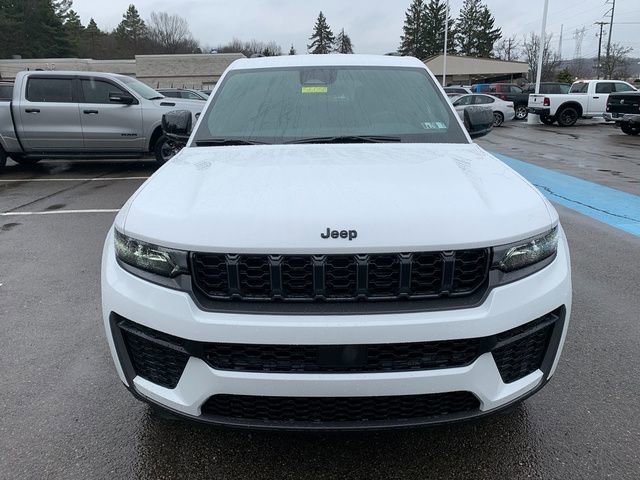 New 2026 Jeep Grand Cherokee Altitude AWD/4WD image 10
