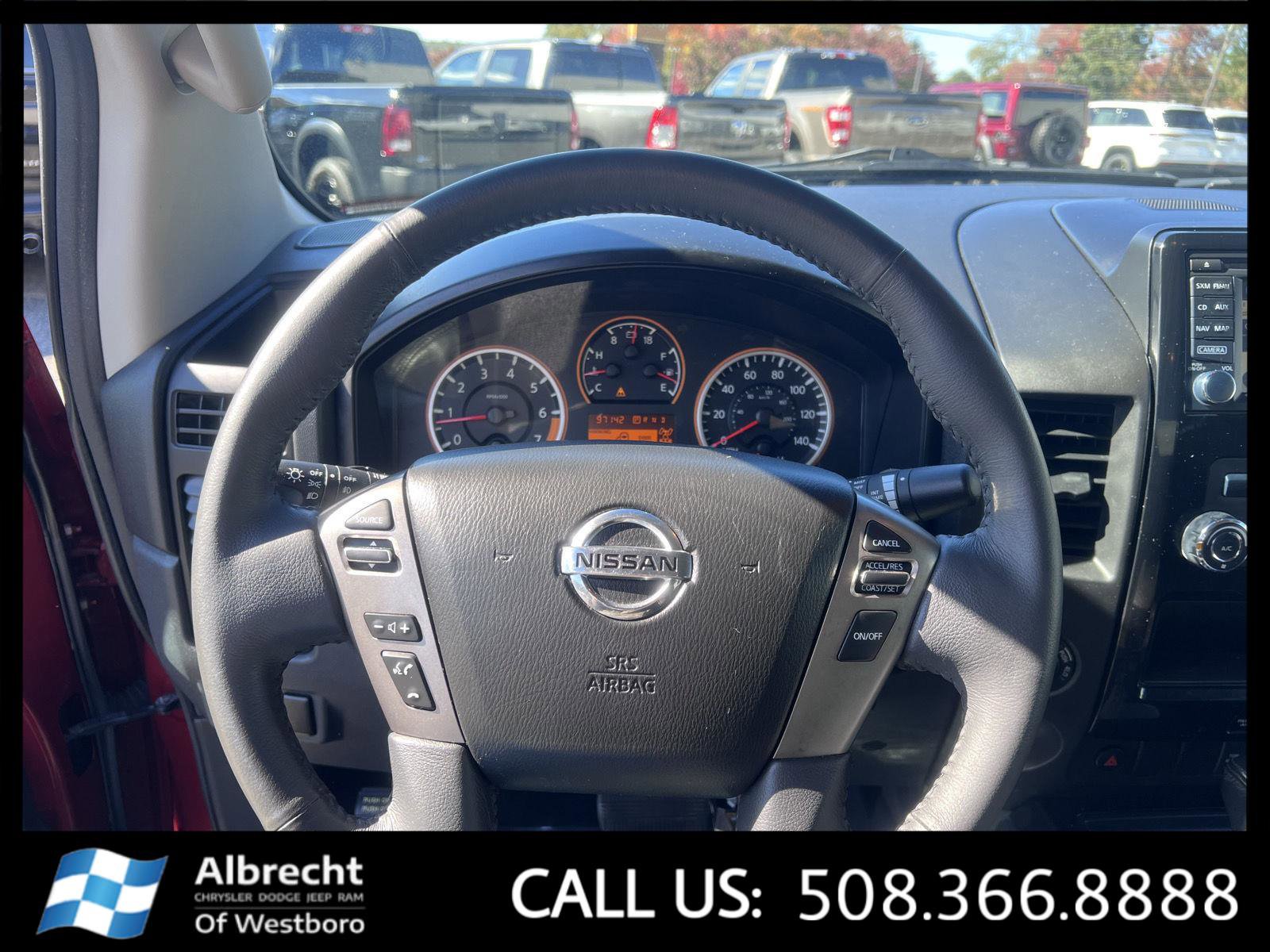 Used 2015 Nissan Titan SV w/ SV Value Truck Package image 27