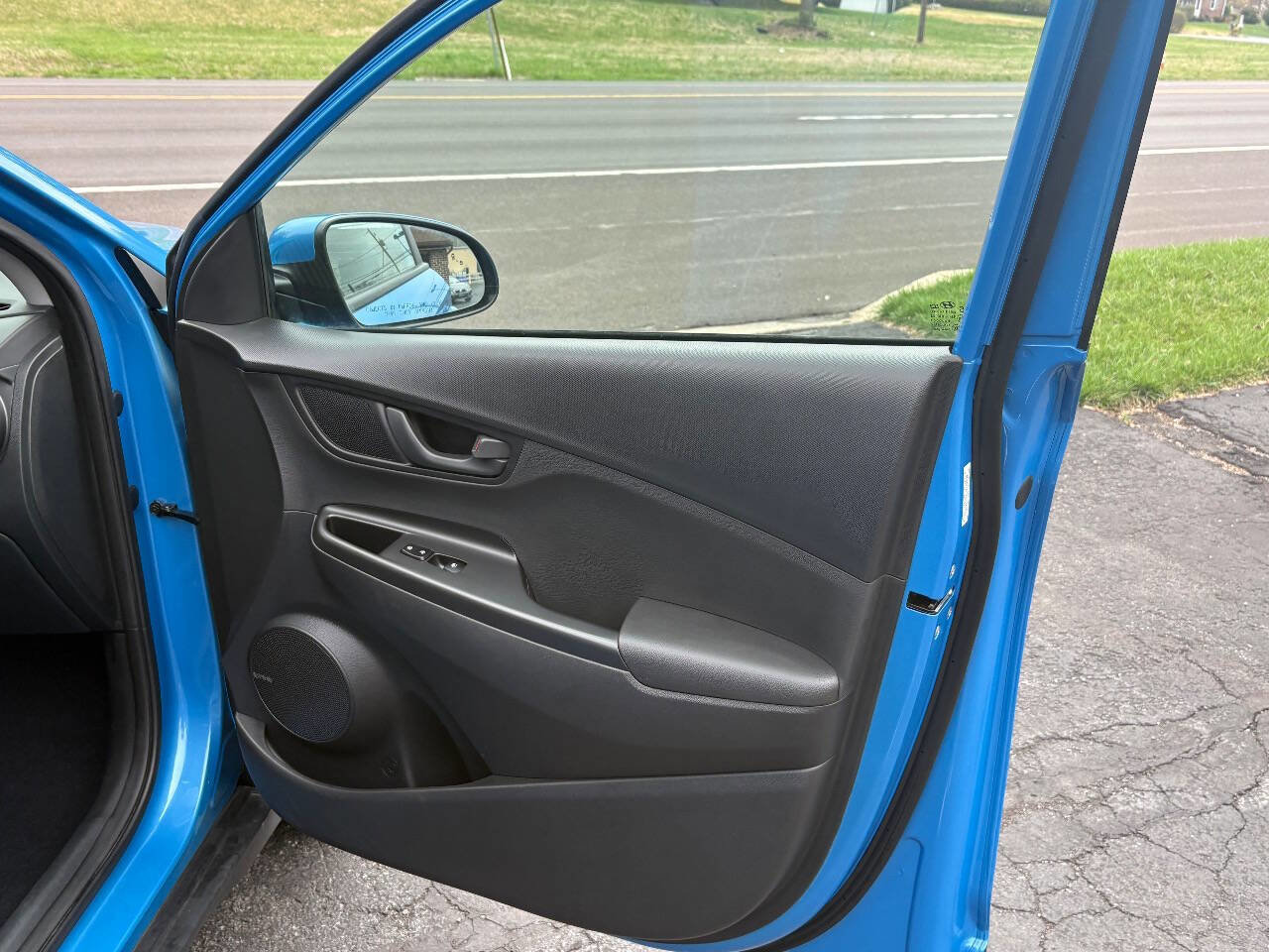 Used 2020 Hyundai Kona SEL Plus image 26