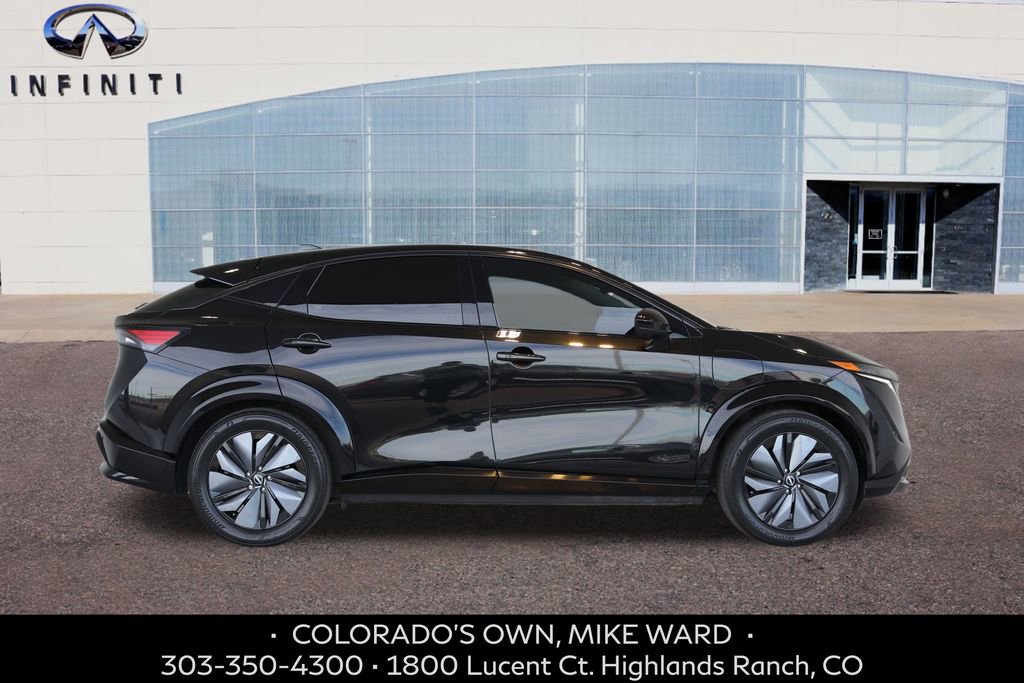 Used 2023 Nissan Ariya AWD image 7