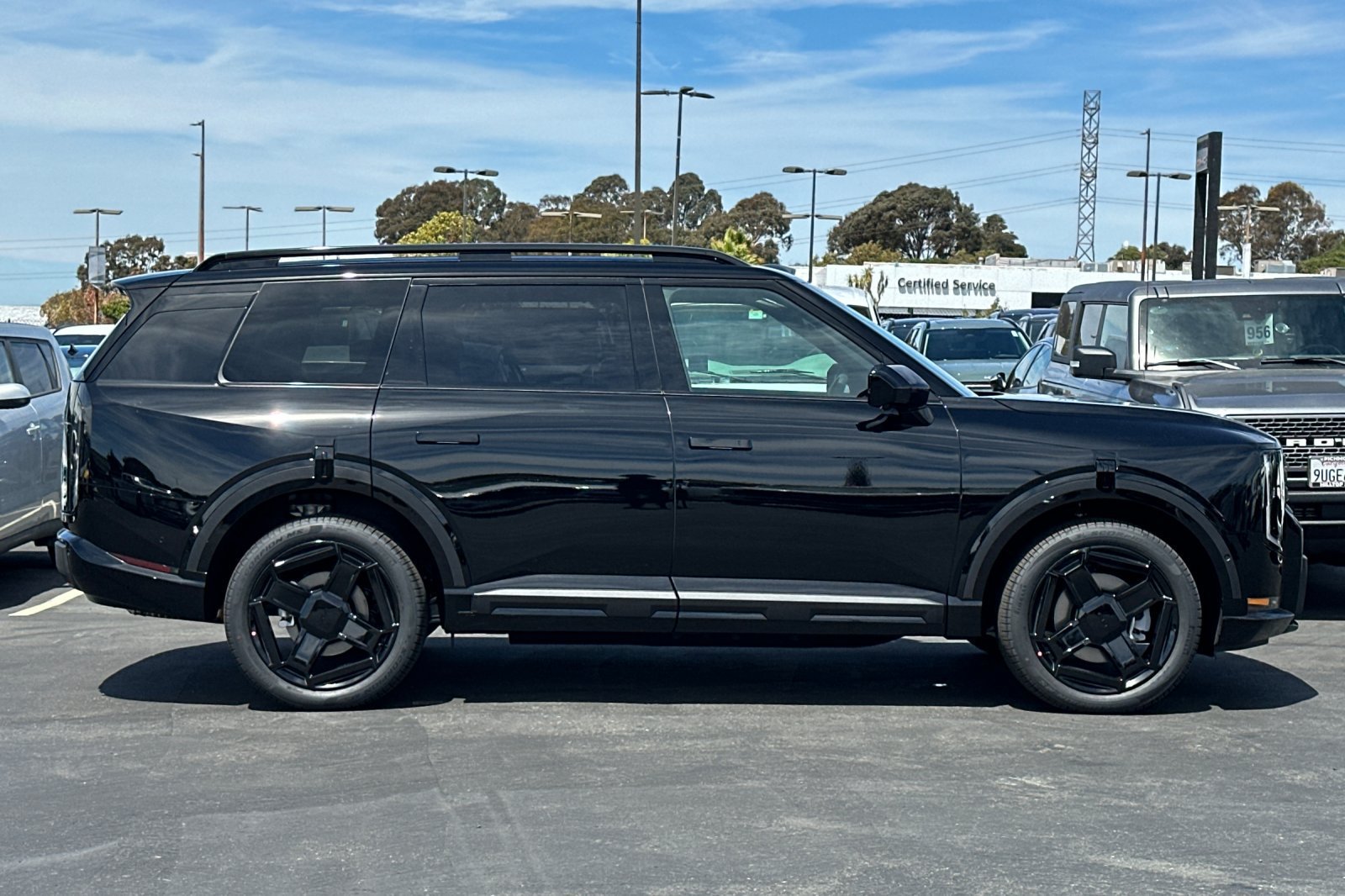 New 2027 Kia Telluride SX X-Line w/ Towing Package AWD/4WD image 3