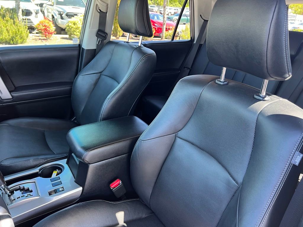 Used 2021 Toyota 4Runner Limited AWD/4WD image 15