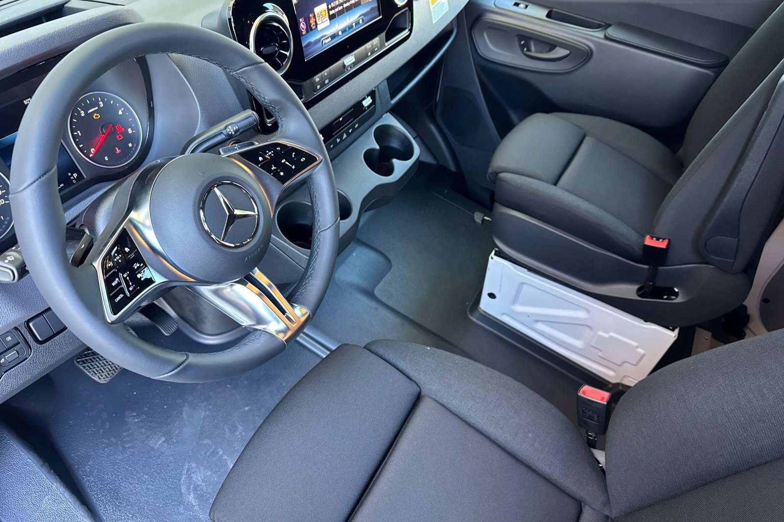 New 2026 Mercedes-Benz Sprinter 2500 image 4