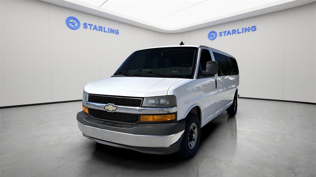 Used 2019 Chevrolet Express 3500 LT w/ LT Preferred Equipment Group image 16