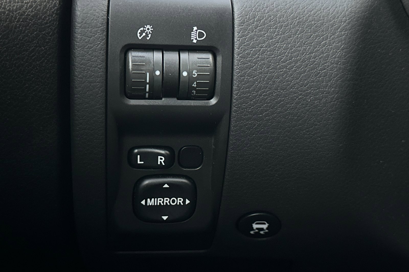 Used 2009 Subaru Impreza WRX STI image 38