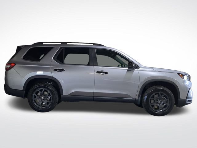 New 2025 Honda Pilot TrailSport image 7