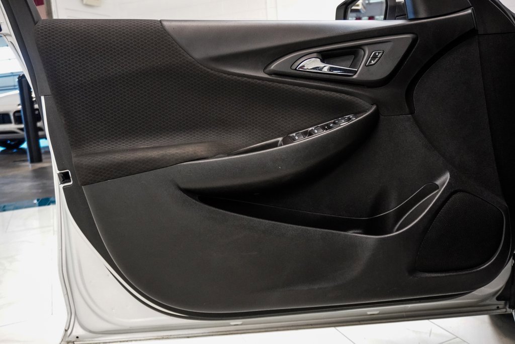 Used 2020 Chevrolet Malibu LT image 19