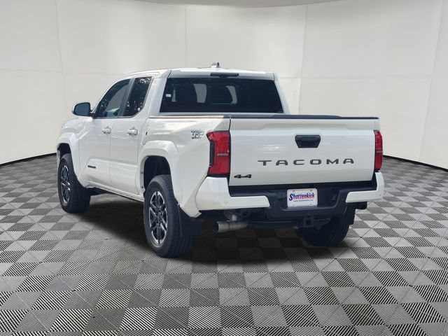 Used 2024 Toyota Tacoma TRD Sport w/ TRD Sport Premium Package AWD/4WD image 8