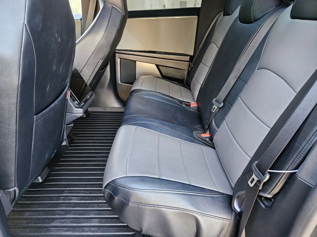 Used 2024 Tesla Cybertruck AWD Crew Cab image 14