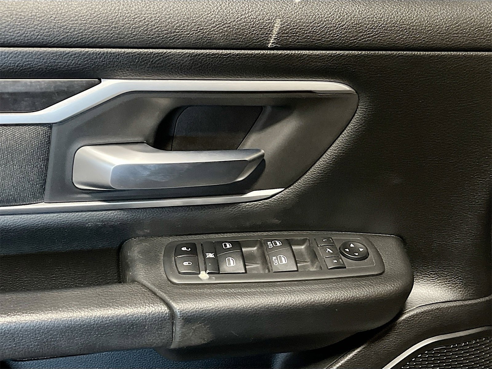 Used 2021 RAM 1500 Big Horn image 17