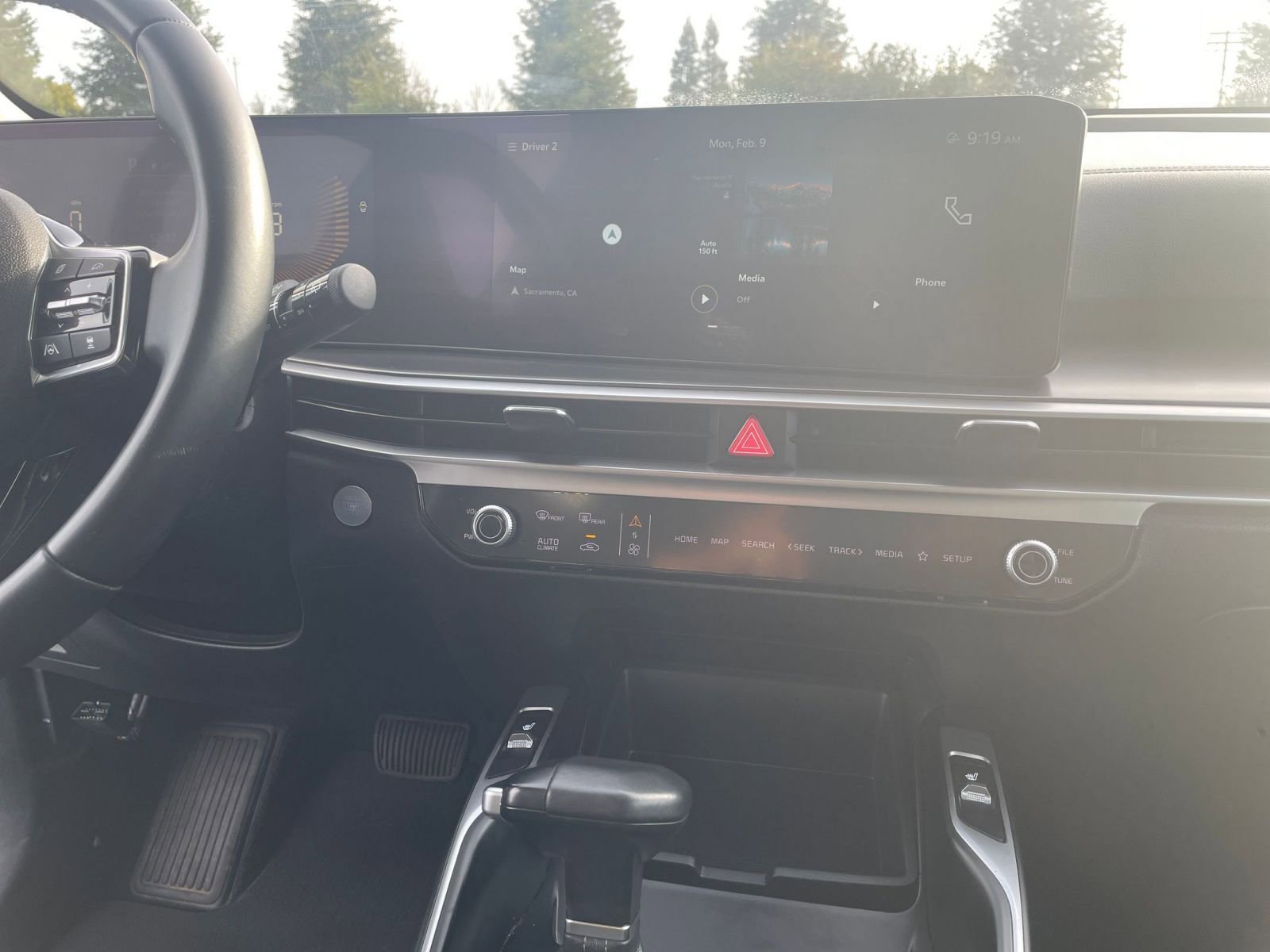 Used 2024 Kia Sorento S image 17