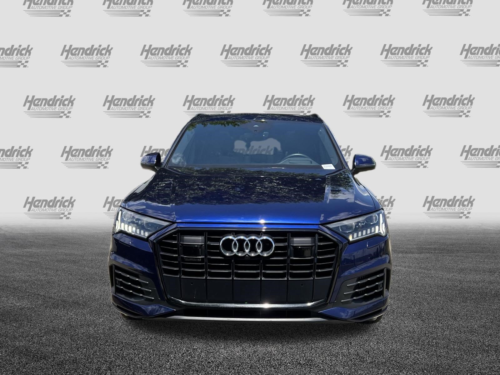 Used 2020 Audi Q7 3.0T Prestige w/ Prestige Package AWD/4WD image 3