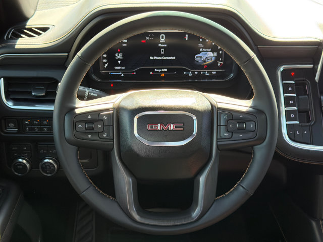 Used 2024 GMC Yukon AT4 w/ Technology Package AWD/4WD image 16